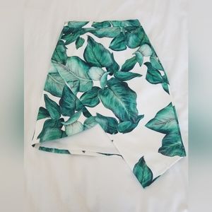 Cameo palm print asymmetrical skirt